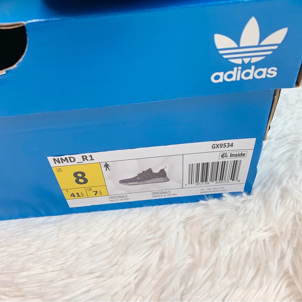 Adidas original NMD R1 Shoes athletic sneakersTrace Grey/Cloud White/Core‎ Black - Picture 8 of 13